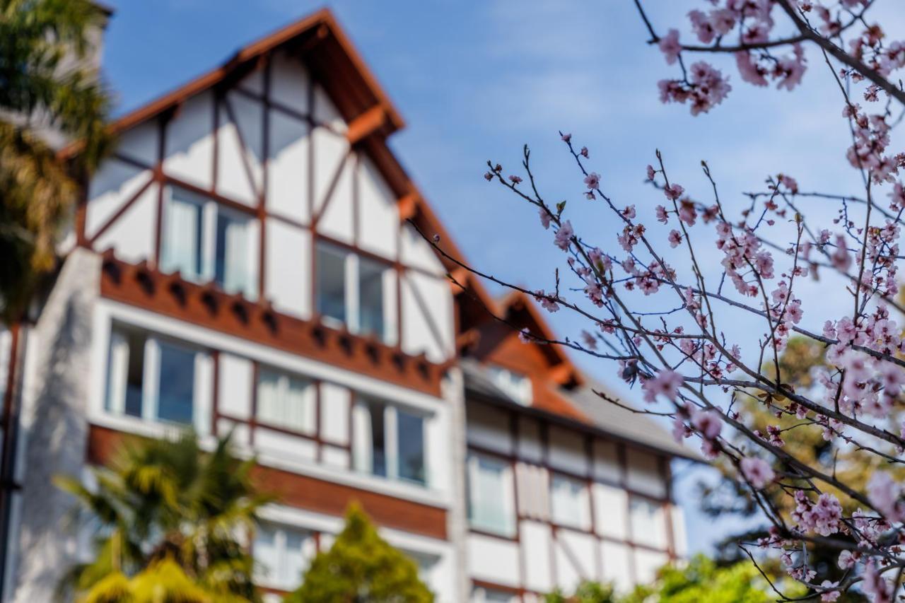 Apto Lindamente Decorado No Centro De Gramado Exterior photo